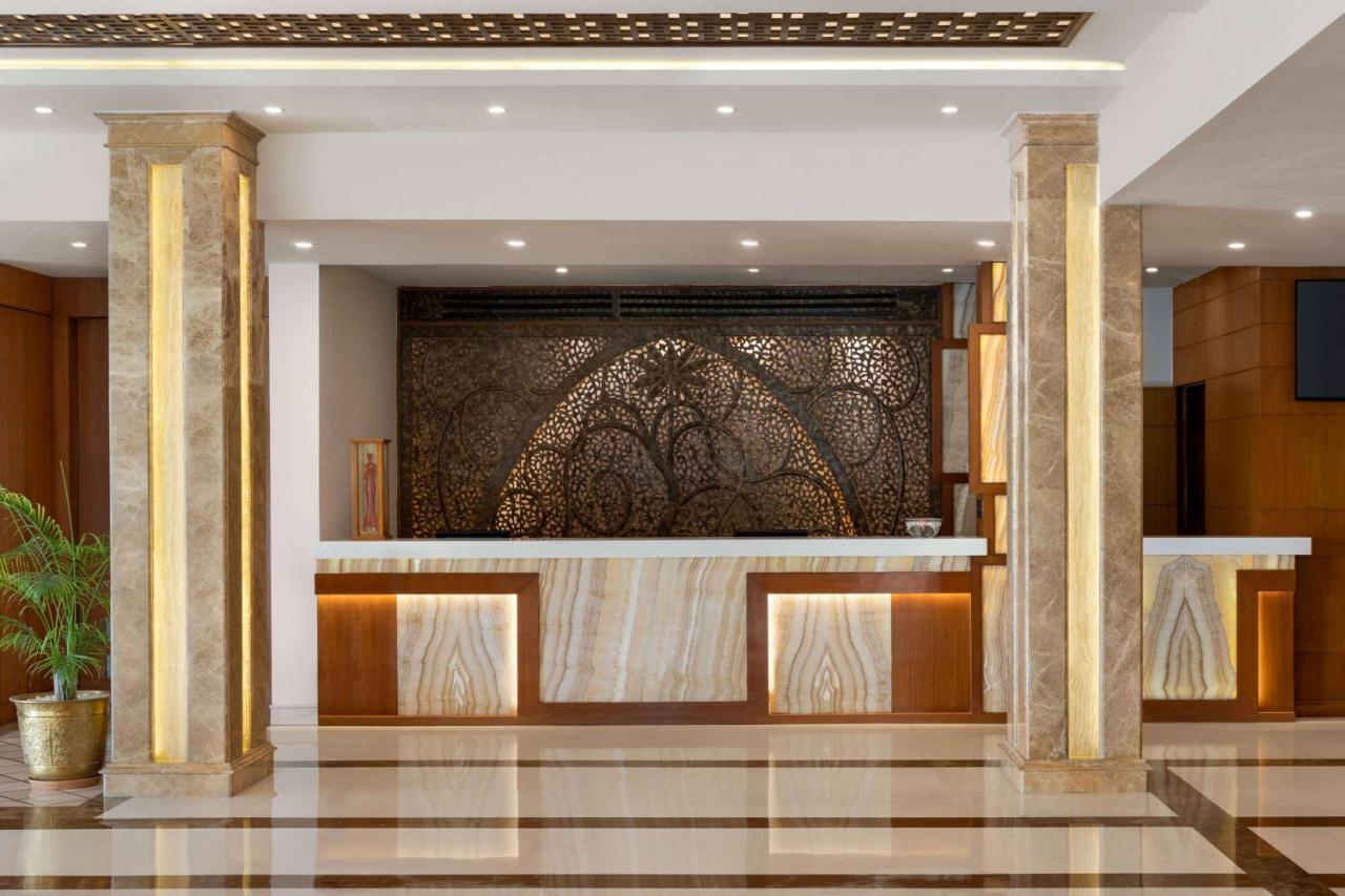 Ramada By Wyndham Varanasi Katesar Chandauli Екстериор снимка