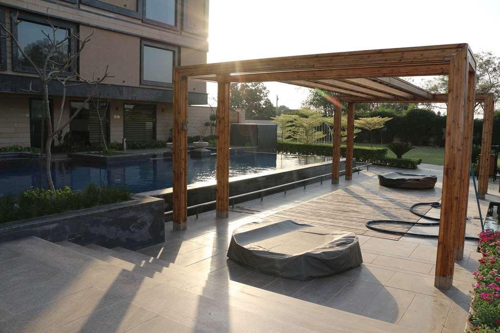 Ramada By Wyndham Varanasi Katesar Chandauli Съоръжения снимка